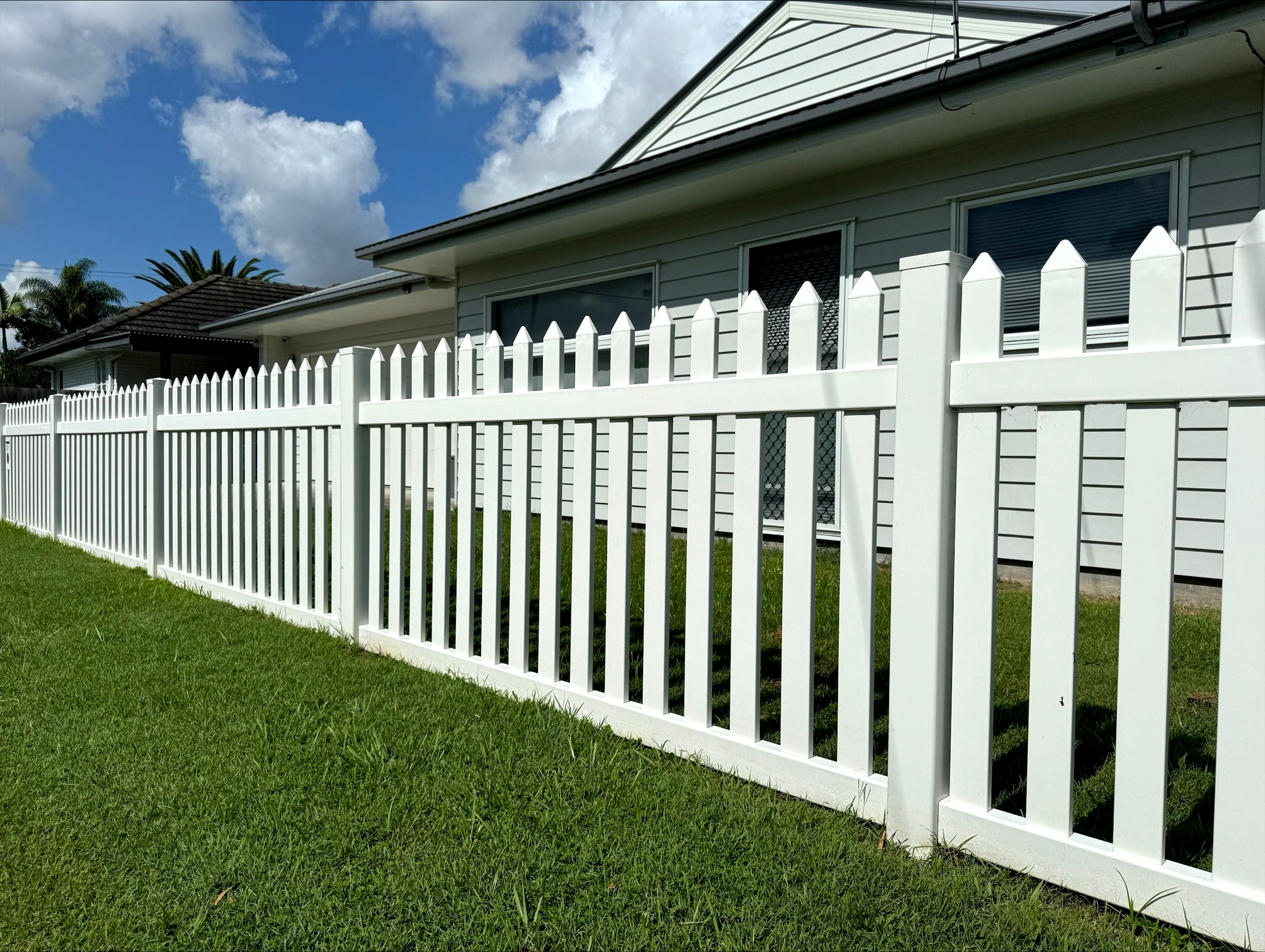 Anne - 1.2m Picket Fence Straight Style