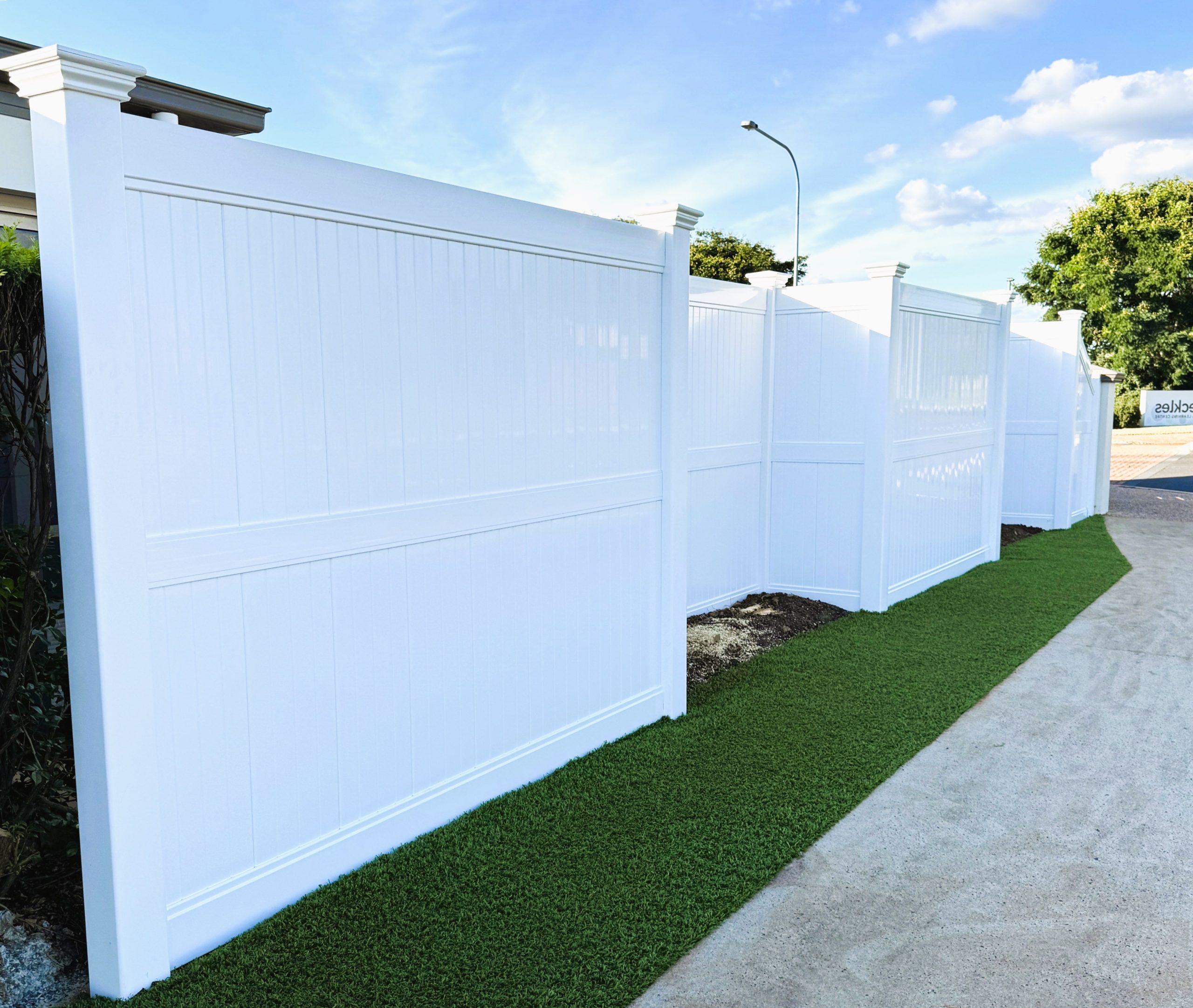 Lady Jane - 1.9m Full Privacy Fence