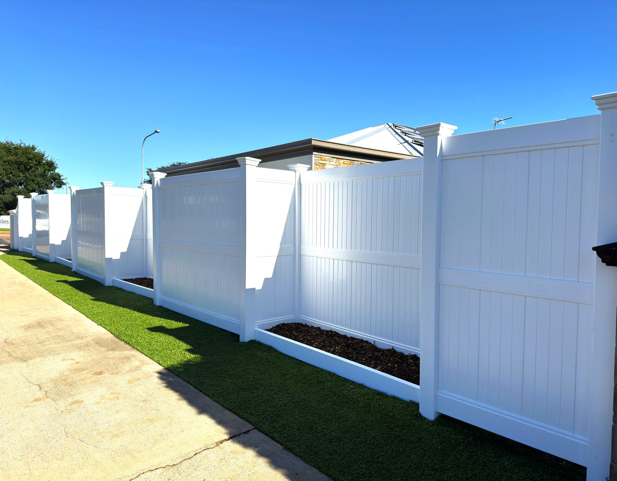 Lady Jane - 1.9m Full Privacy Fence - Image 4